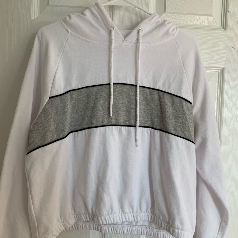 Striped cropped sweatshirt